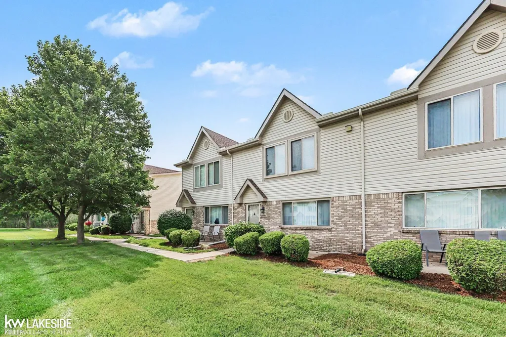 29393 Maurice Court Chesterfield Township MI 48047