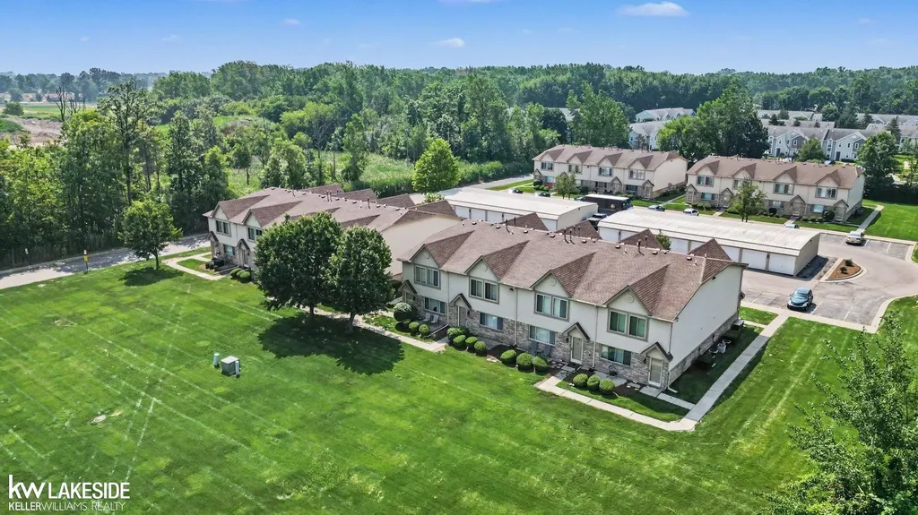 29393 Maurice Court Chesterfield Township MI 48047
