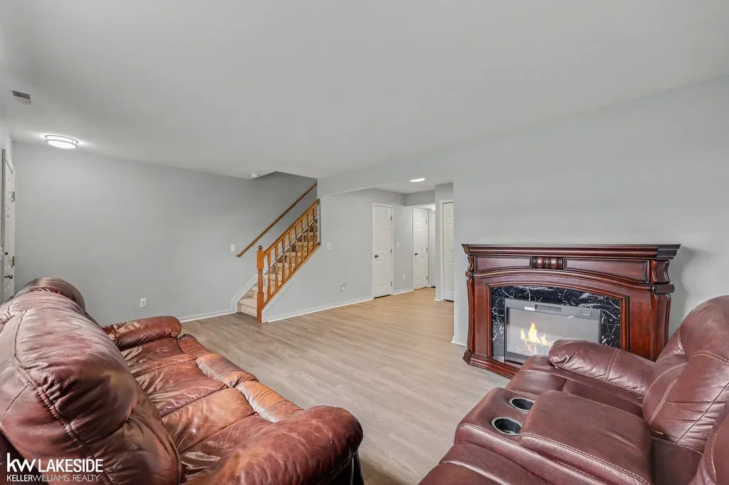 29393 Maurice Court Chesterfield Township MI 48047