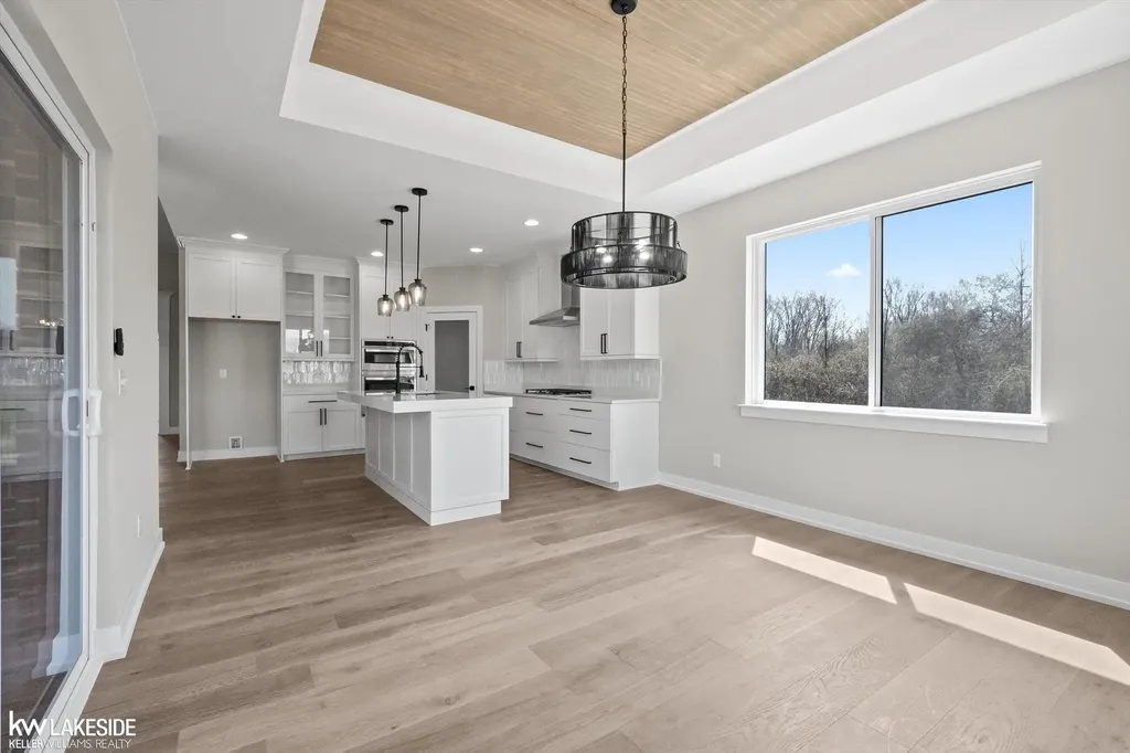 18816 Via Firenze Macomb Township MI 48044