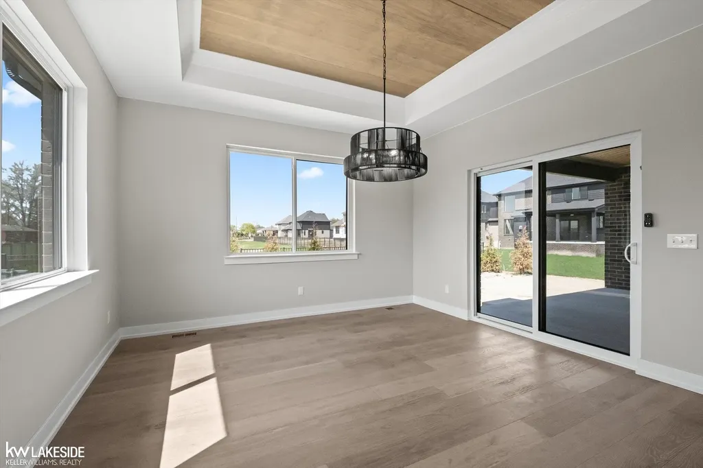 18816 Via Firenze Macomb Township MI 48044
