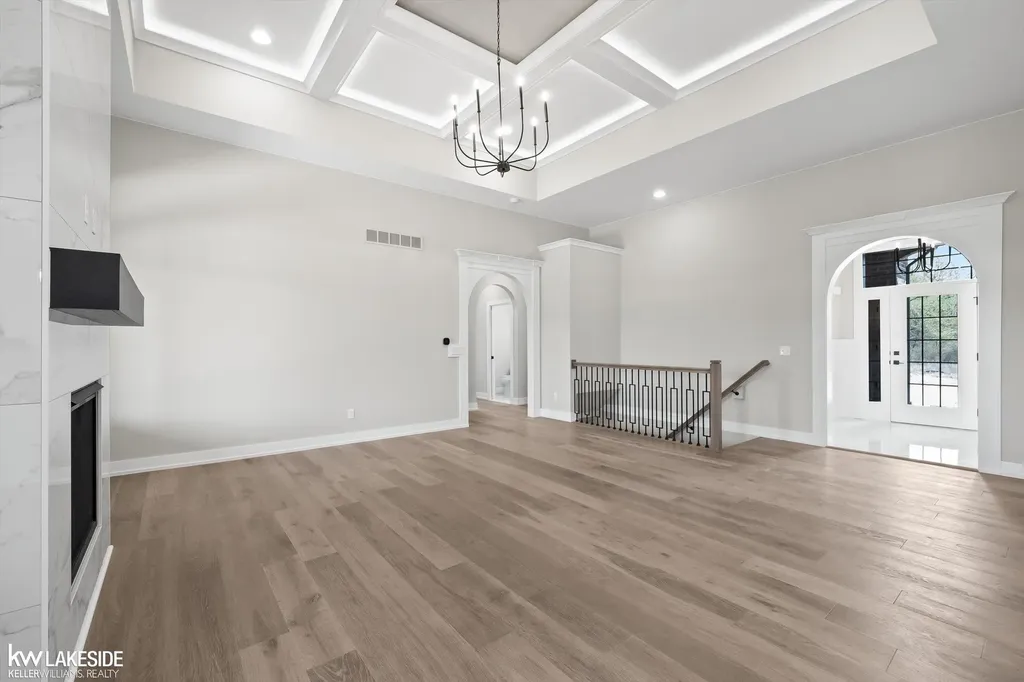 18816 Via Firenze Macomb Township MI 48044
