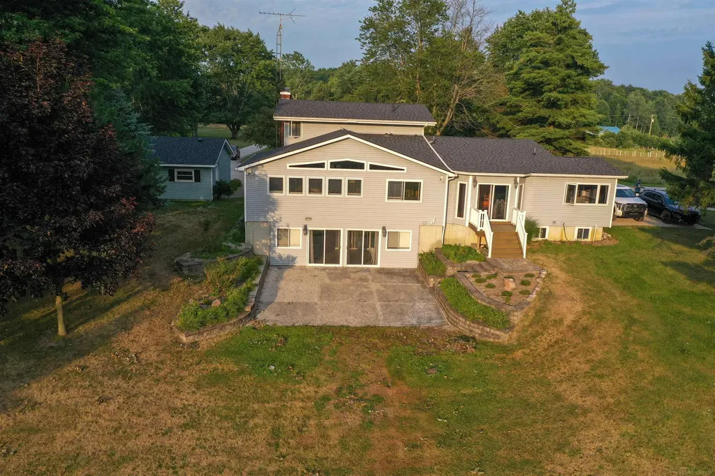 6235 Welch Road Brockway Township MI 48097