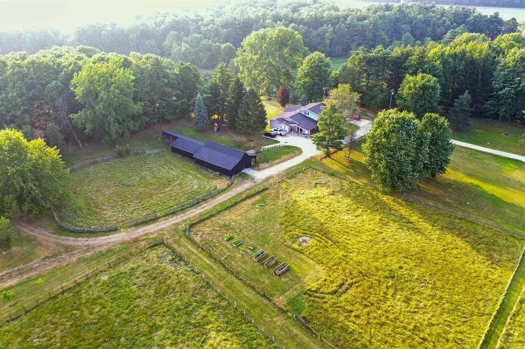 6235 Welch Road Brockway Township MI 48097