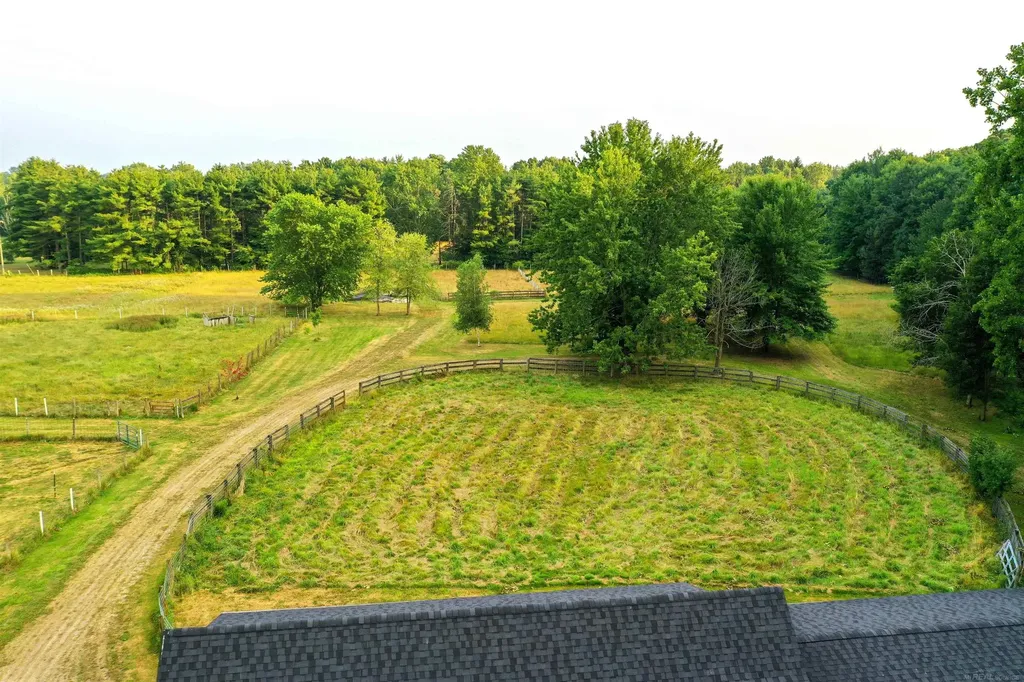 6235 Welch Road Brockway Township MI 48097