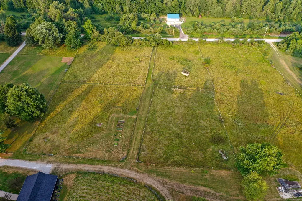 6235 Welch Road Brockway Township MI 48097