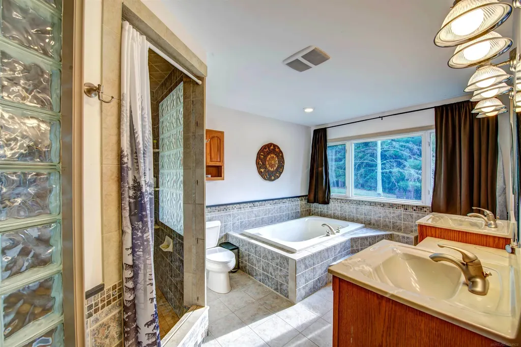 6235 Welch Road Brockway Township MI 48097