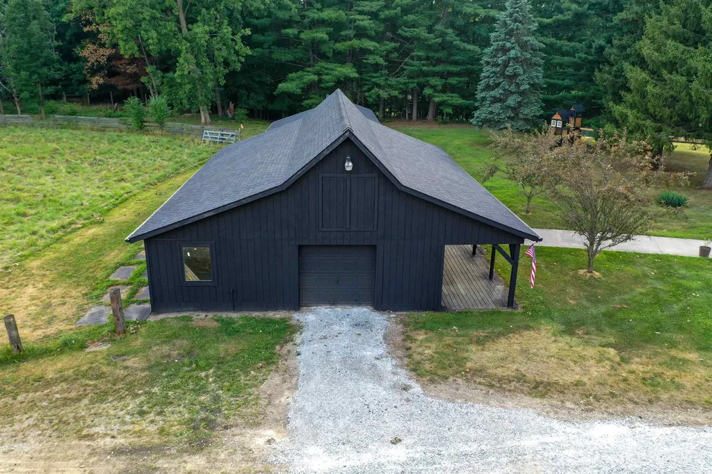 6235 Welch Road Brockway Township MI 48097