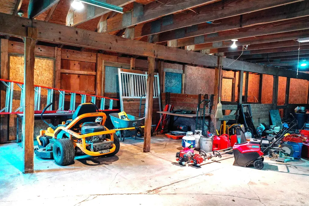 6235 Welch Road Brockway Township MI 48097
