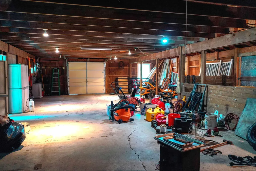 6235 Welch Road Brockway Township MI 48097