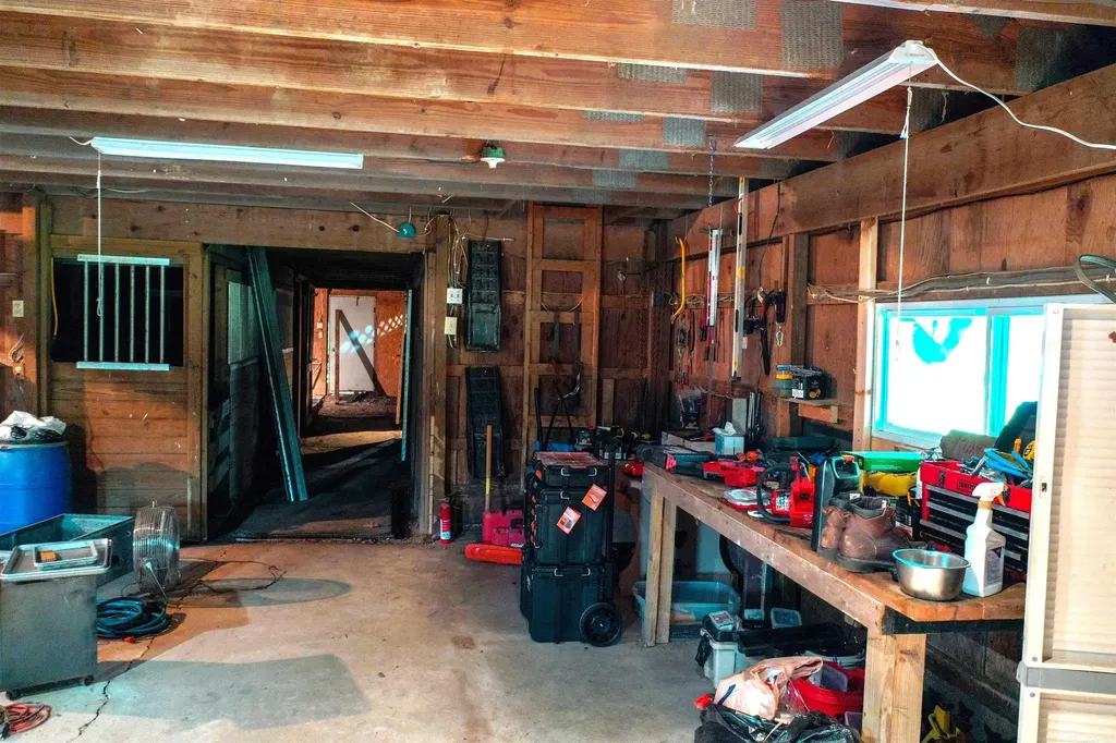 6235 Welch Road Brockway Township MI 48097