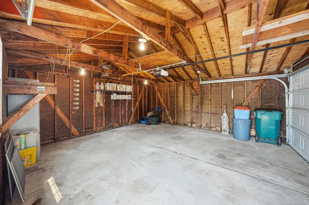 1069 Urbancrest Drive Troy City MI 48083