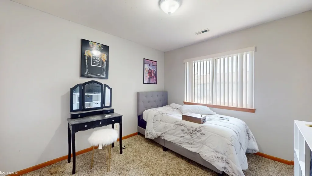 24114 Avon Lane Clinton Charter Township MI 48036