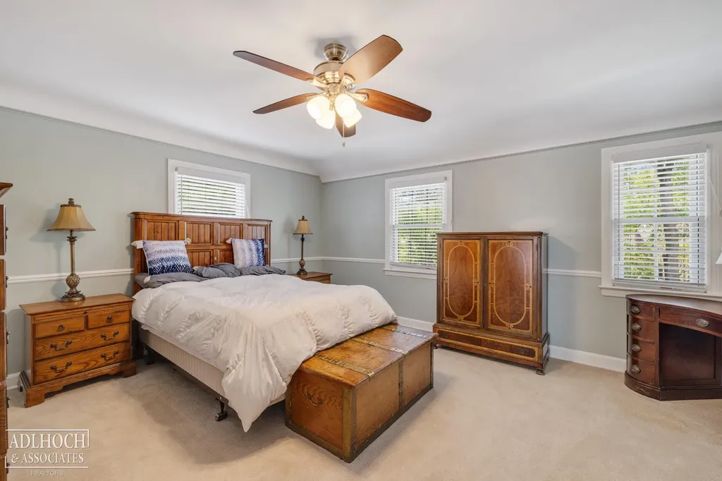 423 Moran Road Grosse Pointe Farms City MI 48236