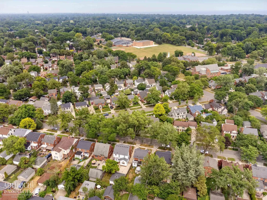 423 Moran Road Grosse Pointe Farms City MI 48236