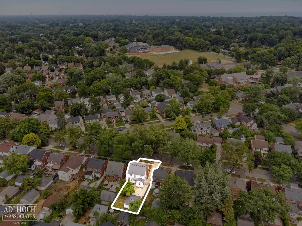 423 Moran Road Grosse Pointe Farms City MI 48236
