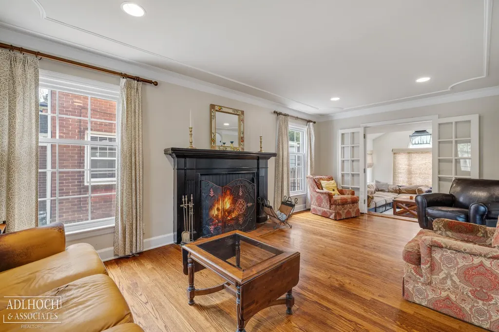 423 Moran Road Grosse Pointe Farms City MI 48236