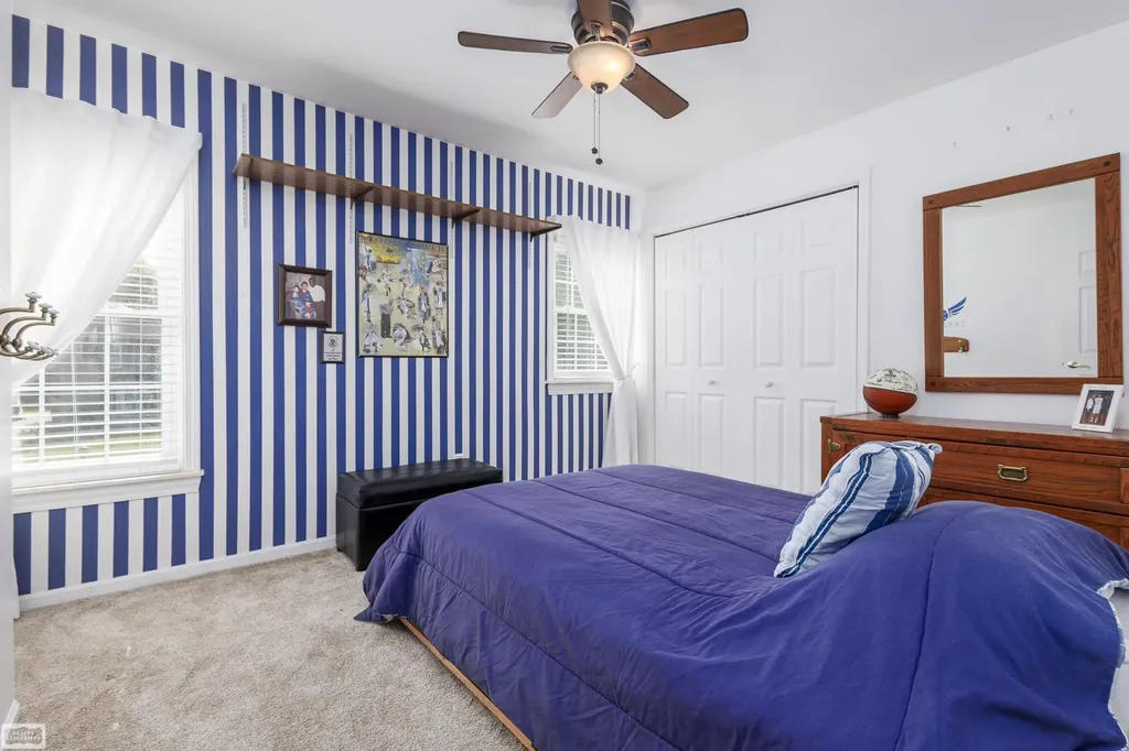 1374 E Horseshoe Bend Drive Rochester Hills City MI 48306
