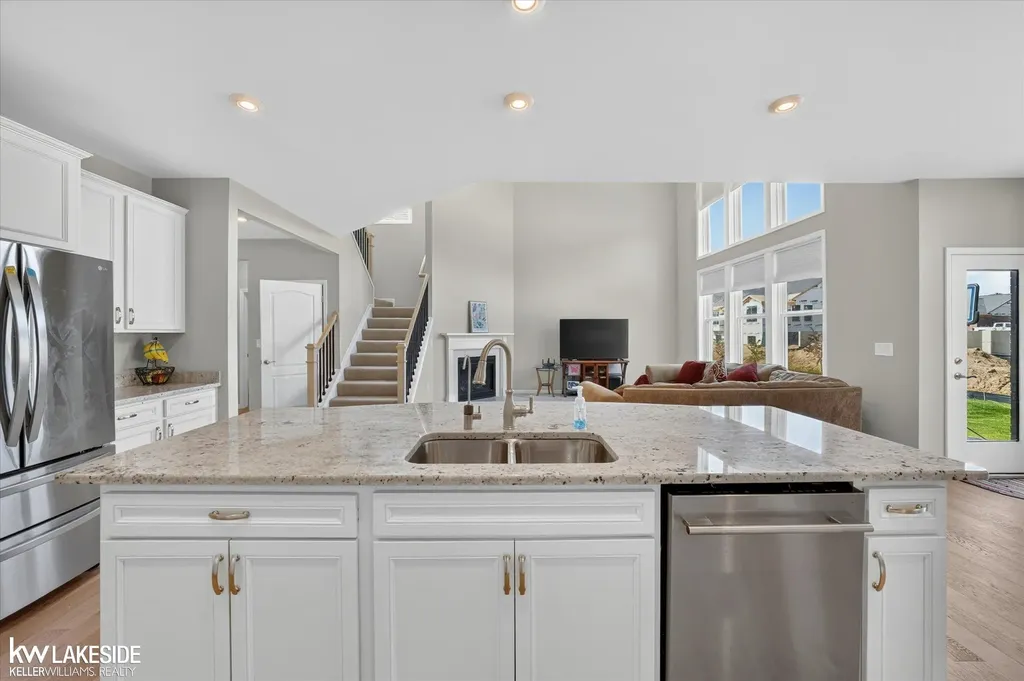 55777 Beacon Shore Drive Shelby Charter Township MI 48315
