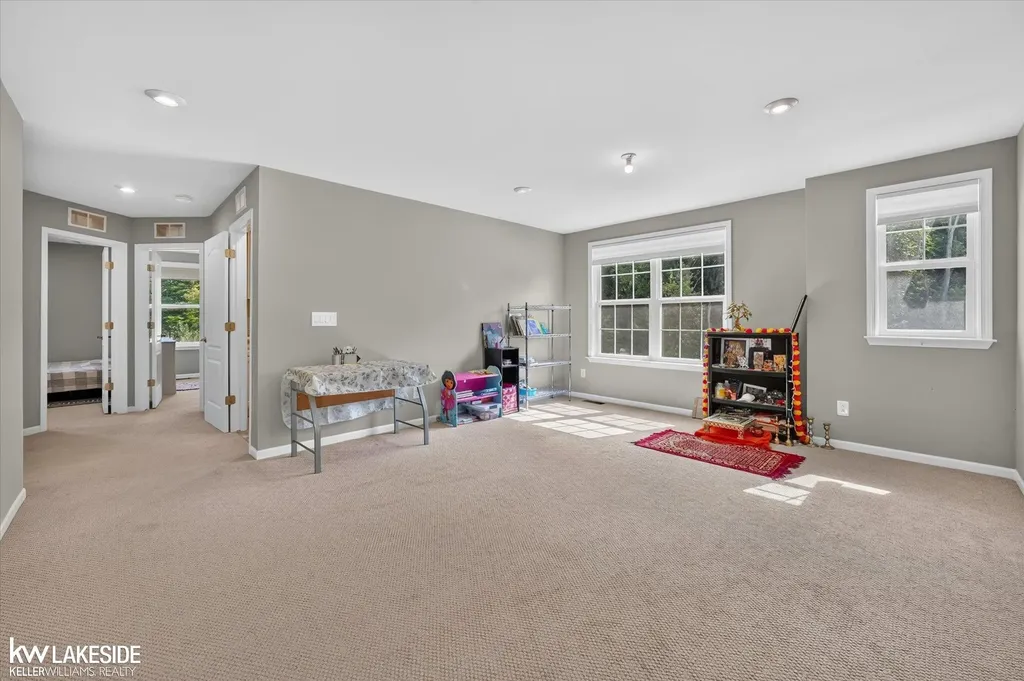 55777 Beacon Shore Drive Shelby Charter Township MI 48315