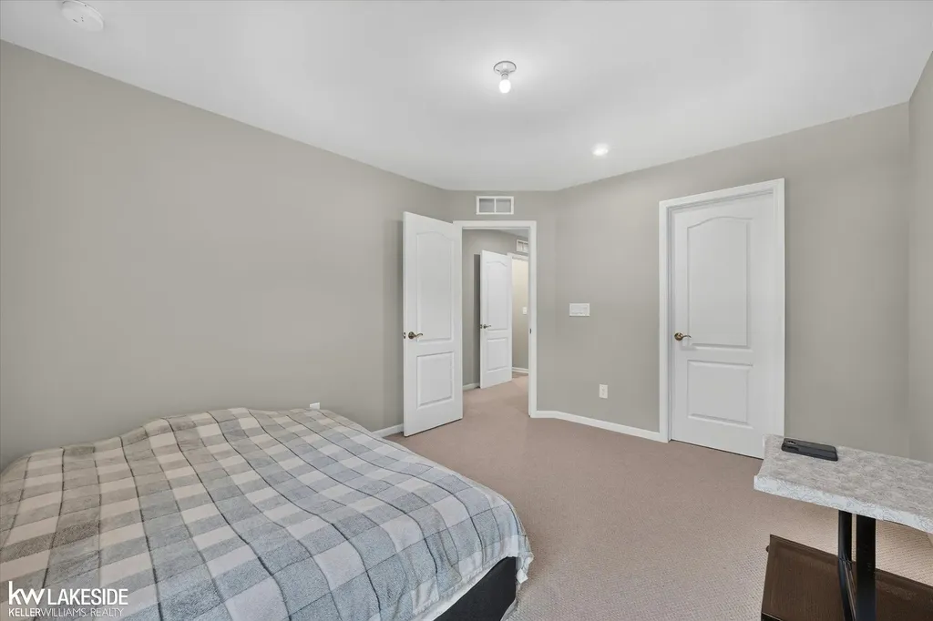 55777 Beacon Shore Drive Shelby Charter Township MI 48315