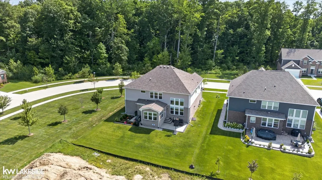 55777 Beacon Shore Drive Shelby Charter Township MI 48315