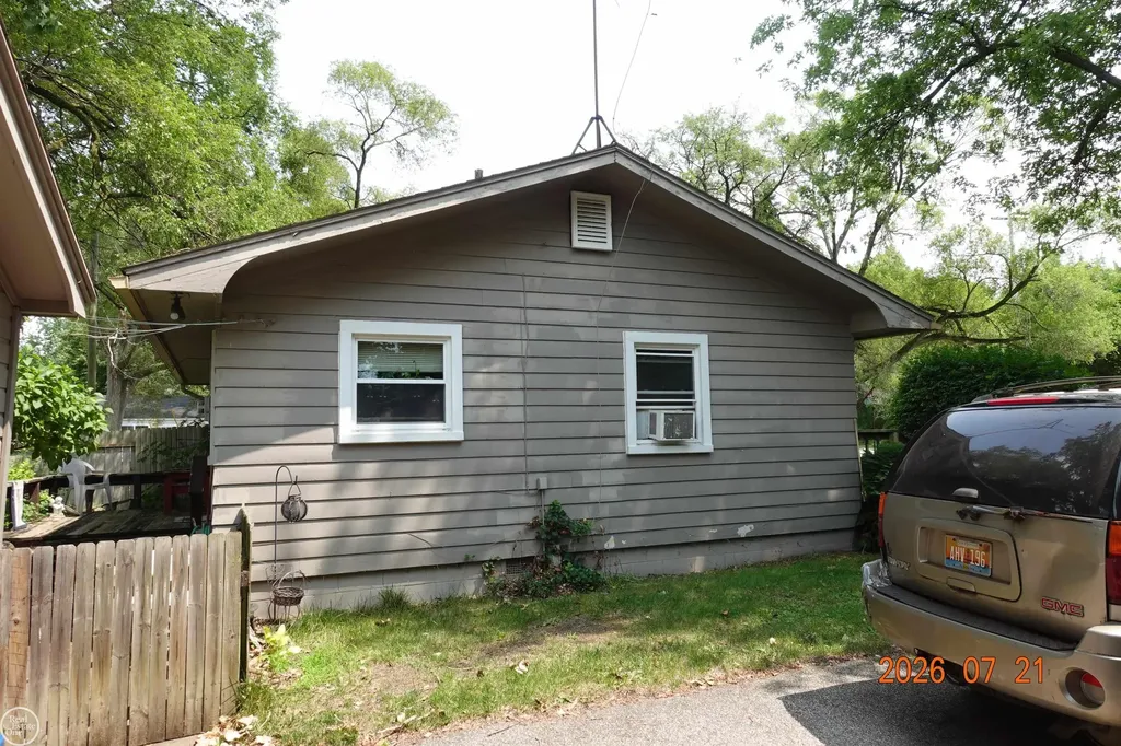 603 Ridge Road Bay City City MI 48708