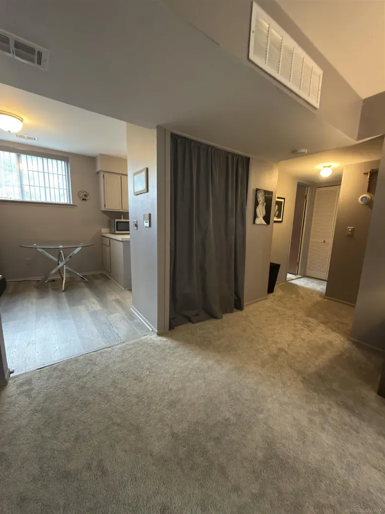 8211 Denwood #4 Drive Sterling Heights City MI 48312
