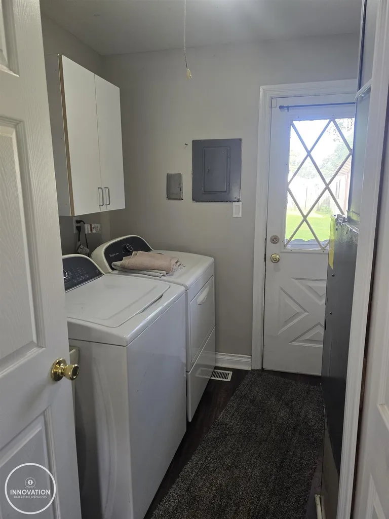 952 Liberty Street Algonac City MI 48001
