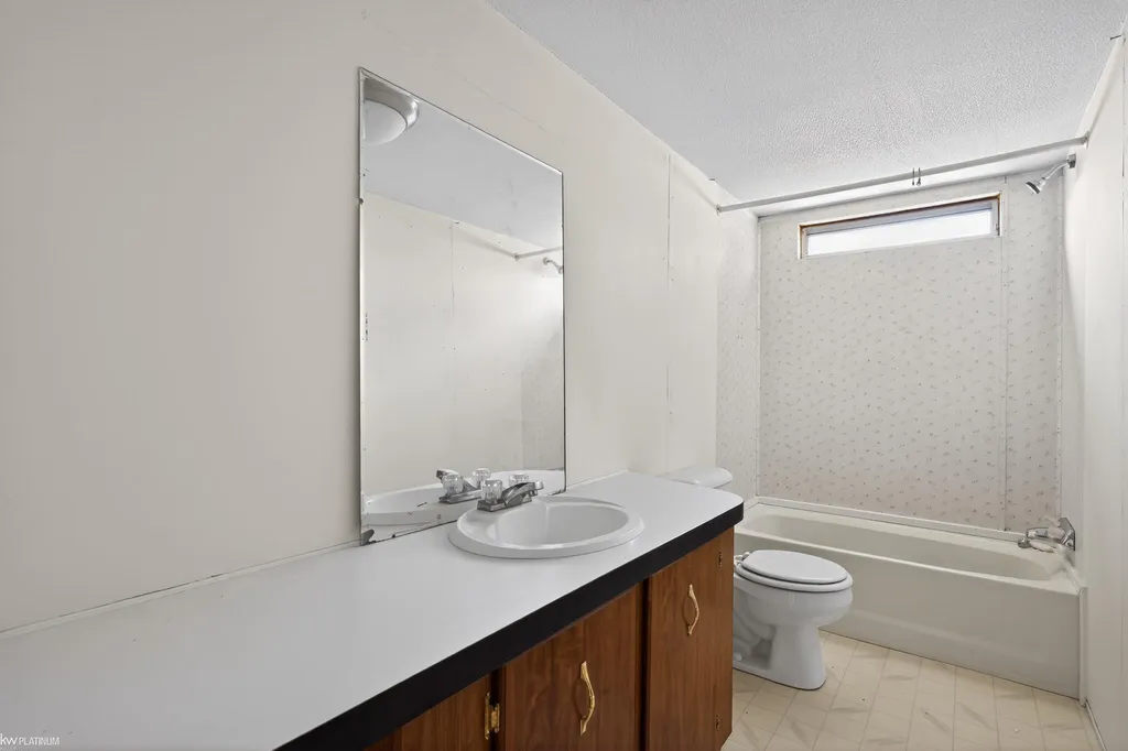 14278 Bronte Drive Shelby Charter Township MI 48315