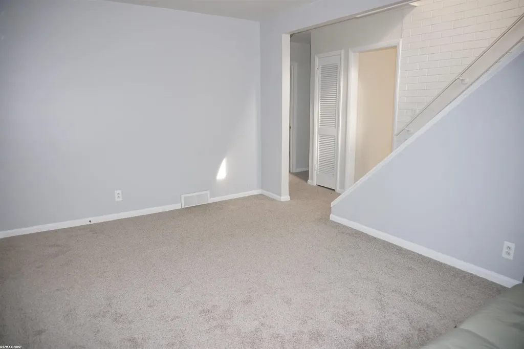 19616 Rosedale Street St. Clair Shores City MI 48080