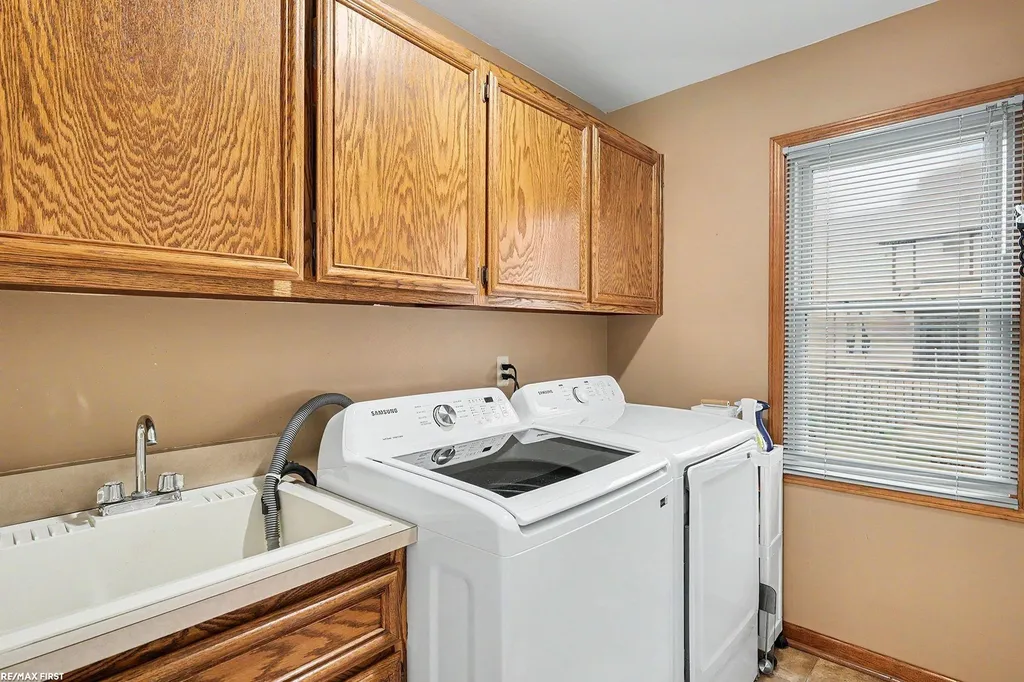 48103 Greenbriar Drive Macomb Township MI 48044