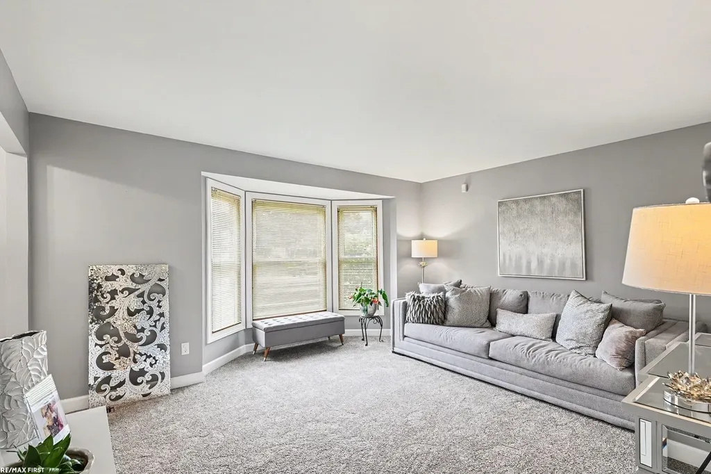 48103 Greenbriar Drive Macomb Township MI 48044