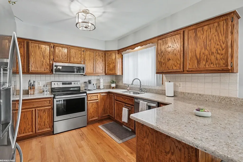 48103 Greenbriar Drive Macomb Township MI 48044