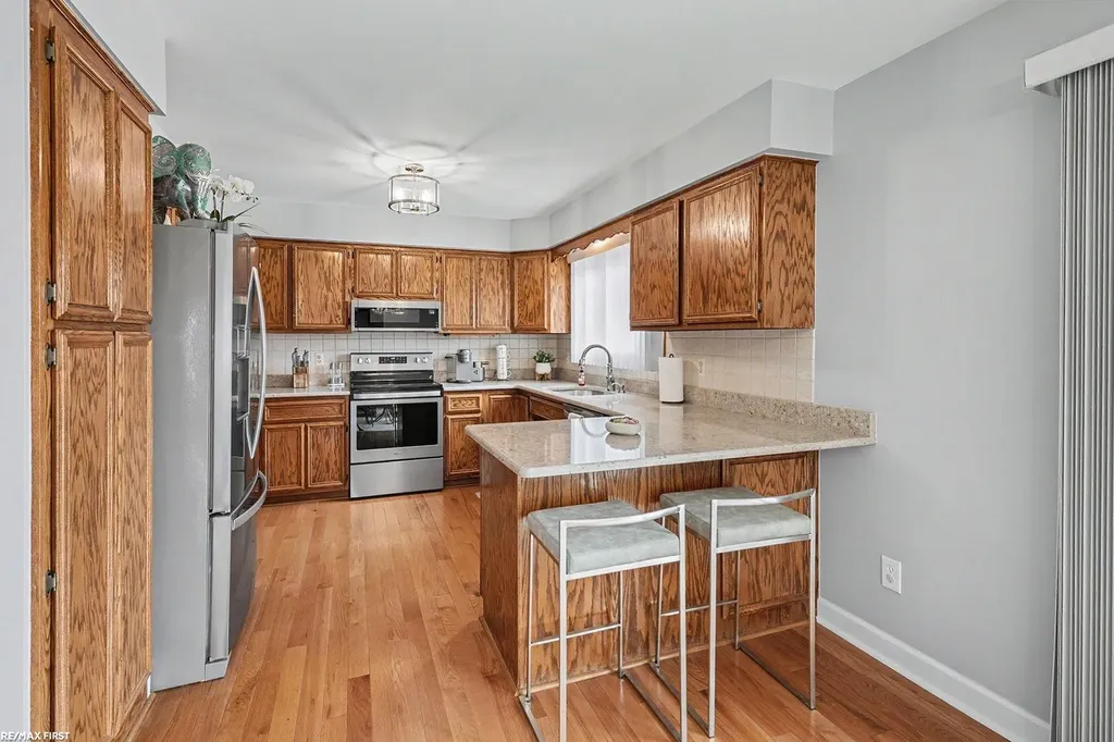 48103 Greenbriar Drive Macomb Township MI 48044