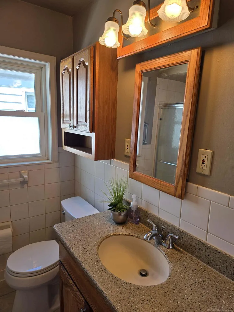 1412 Champaign Road Lincoln Park City MI 48146