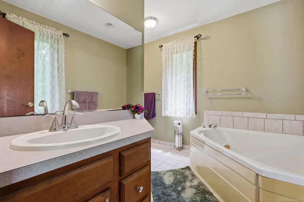3867 Nutcracker Court Addison Township MI 48370