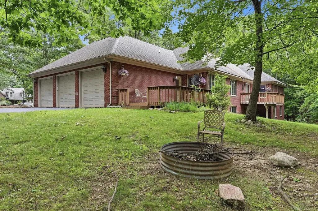 3867 Nutcracker Court Addison Township MI 48370