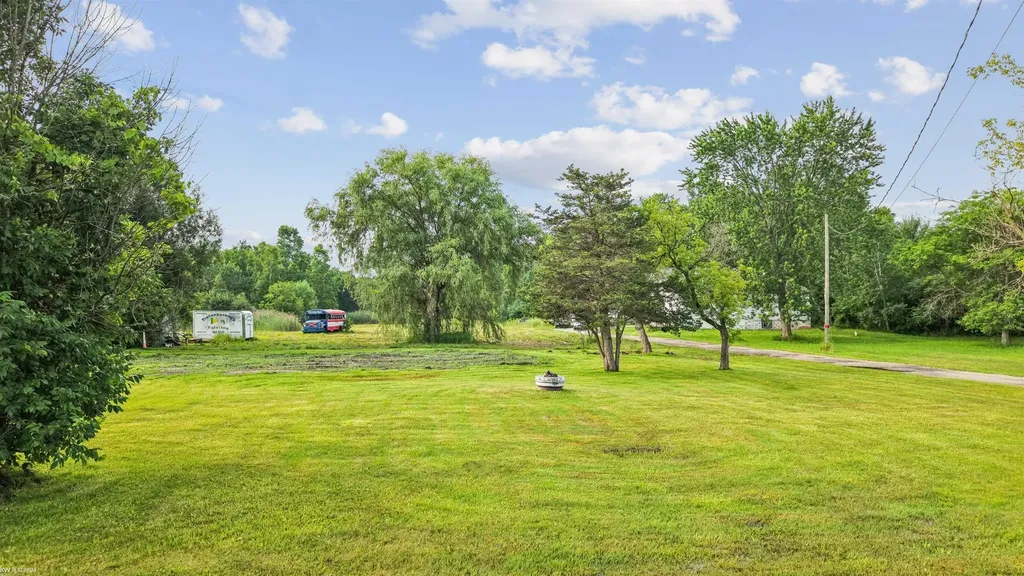 5695 Flinchbaugh Road Kimball Township MI 48074