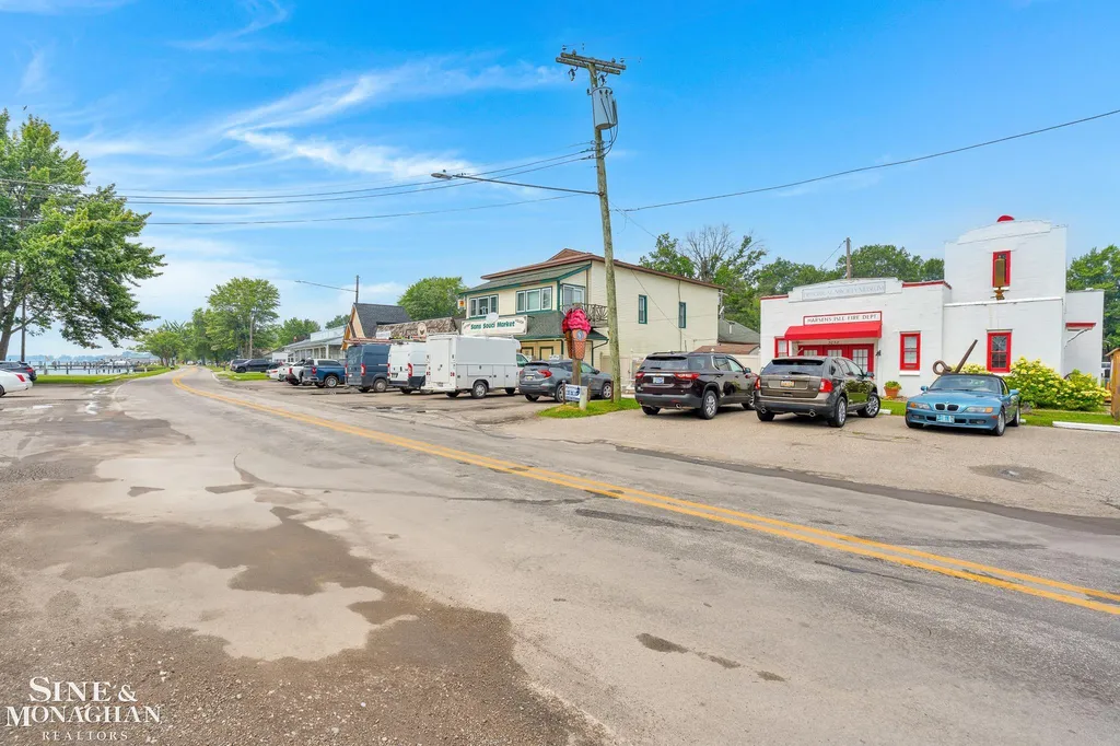 177 Williams Street Clay Township MI 48028