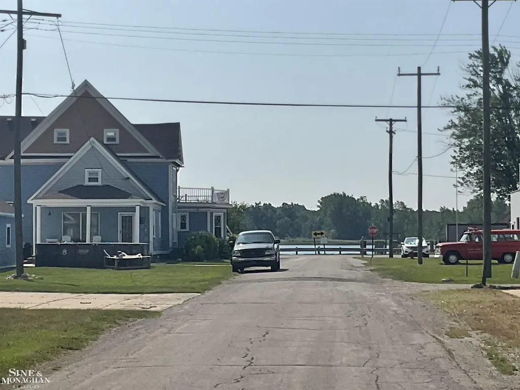 177 Williams Street Clay Township MI 48028