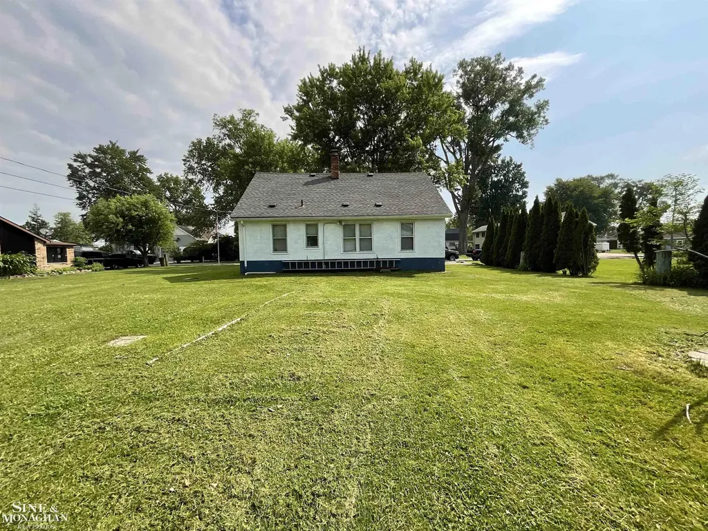 177 Williams Street Clay Township MI 48028