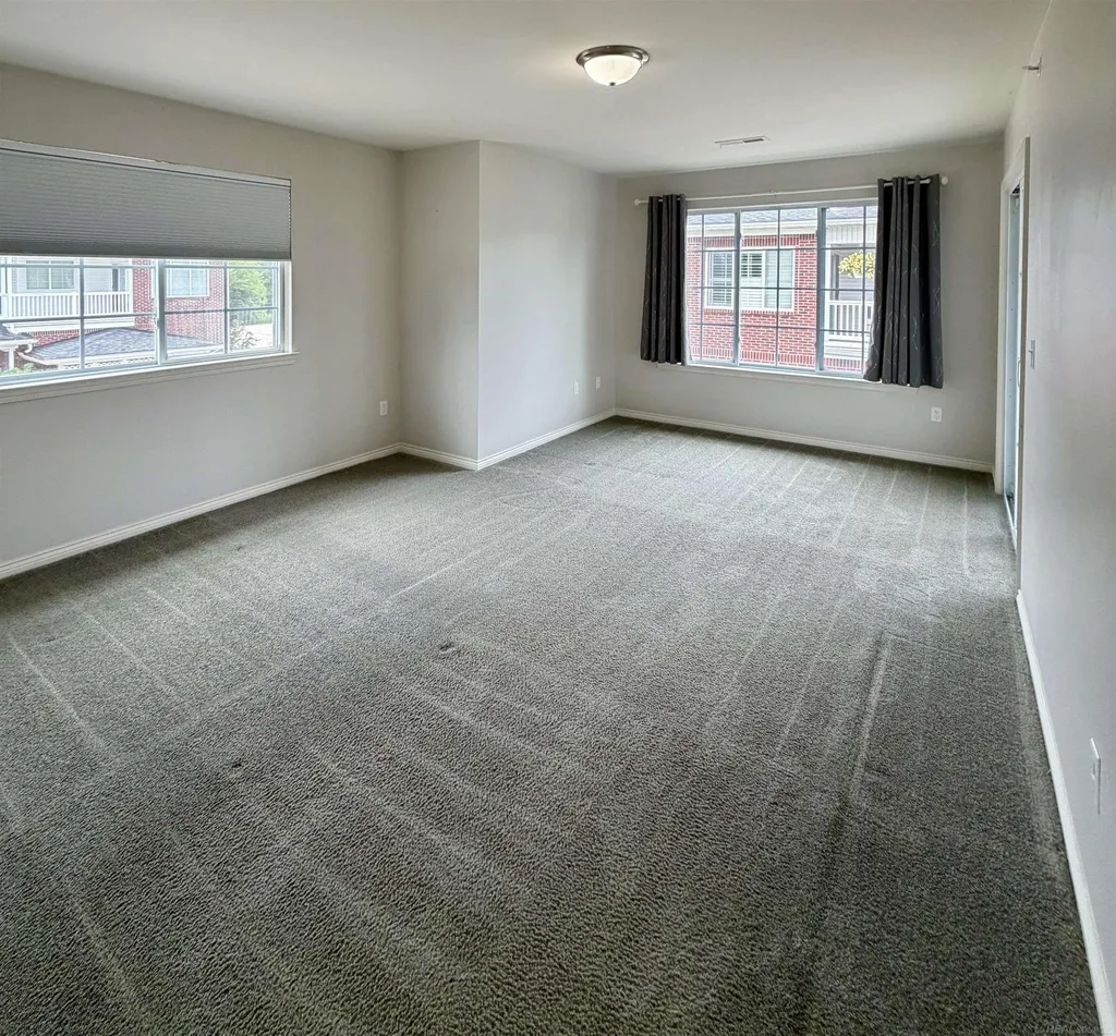 7013 Boulder Pointe Drive Washington Township MI 48094
