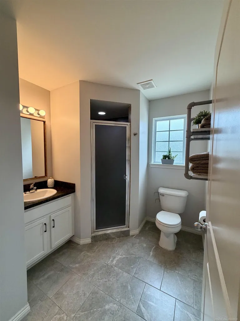 7013 Boulder Pointe Drive Washington Township MI 48094