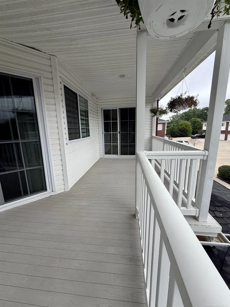7013 Boulder Pointe Drive Washington Township MI 48094