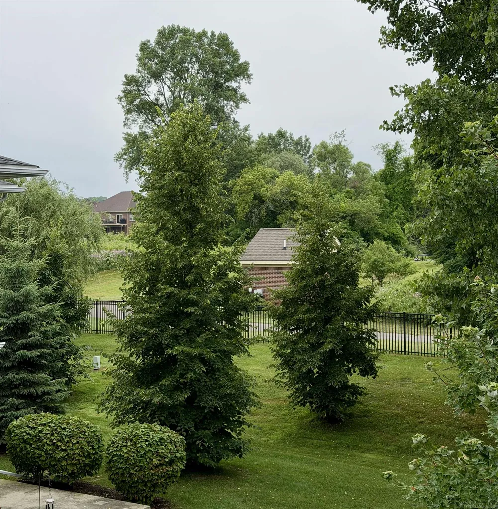 7013 Boulder Pointe Drive Washington Township MI 48094