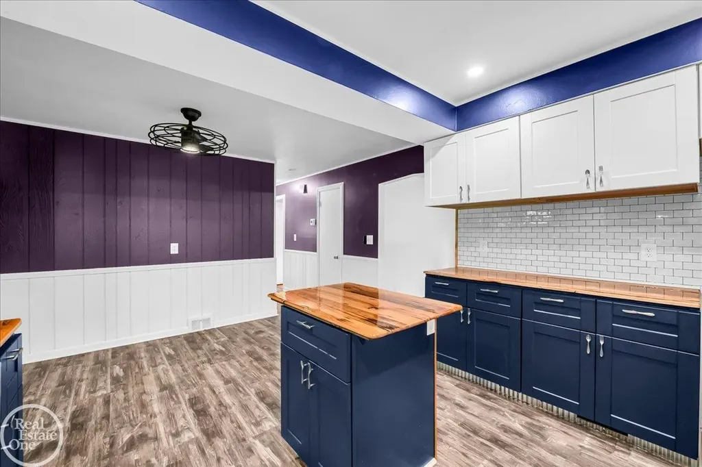 52161 Brentwood Drive Shelby Charter Township MI 48316