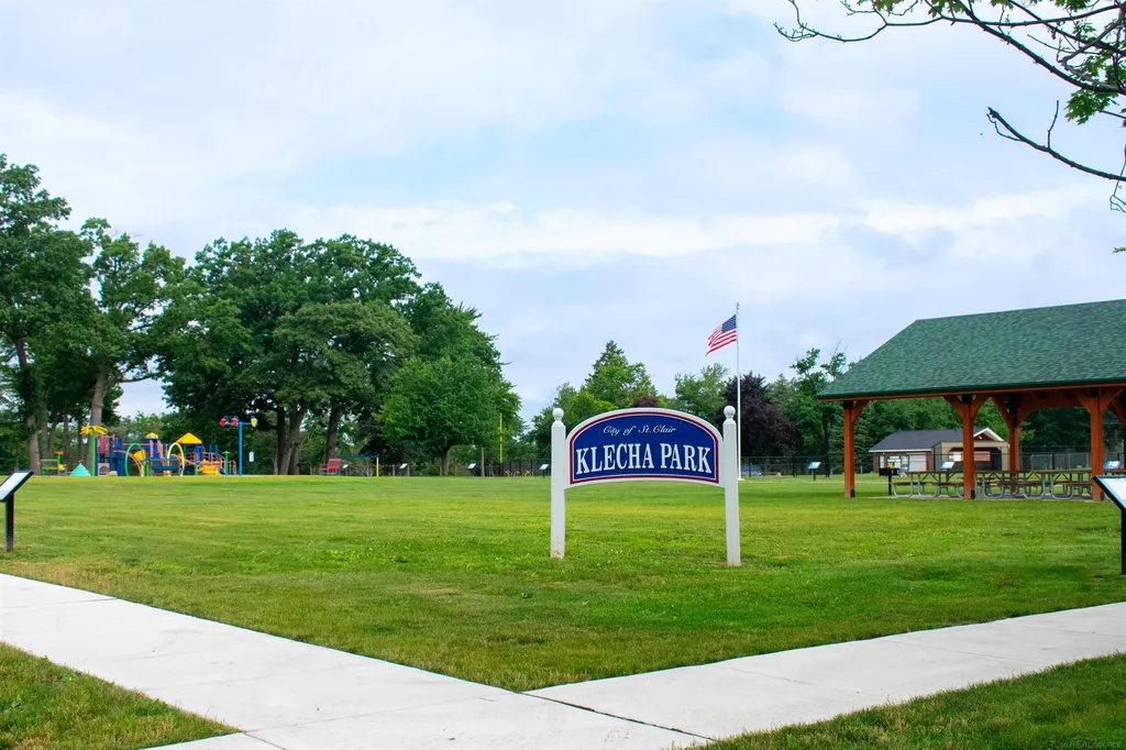 1543 Goffe Street St. Clair City MI 48079