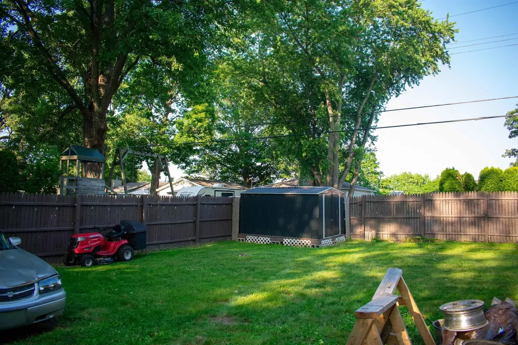 1543 Goffe Street St. Clair City MI 48079