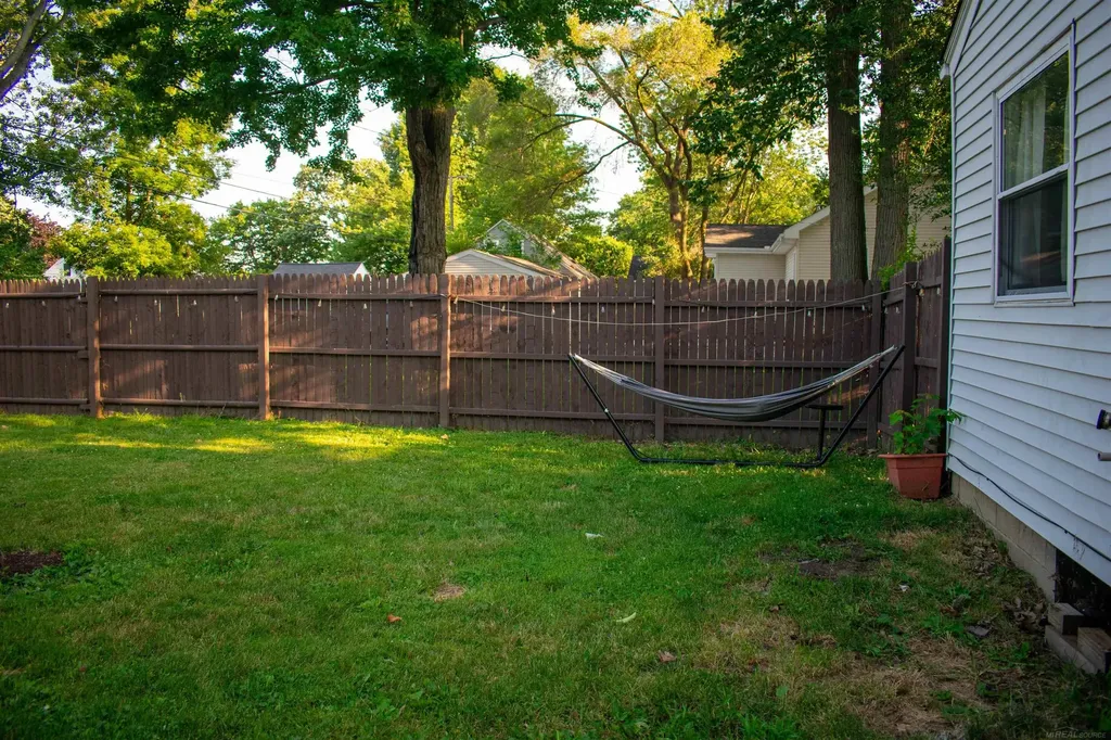 1543 Goffe Street St. Clair City MI 48079